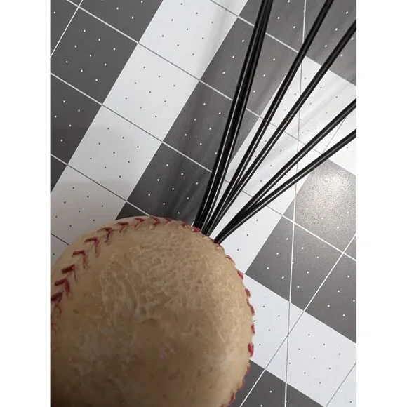 Baseball Photo Post Card Holder Decor Resin wire mit and ball 6 posts 13 inch - Picture 4 of 11